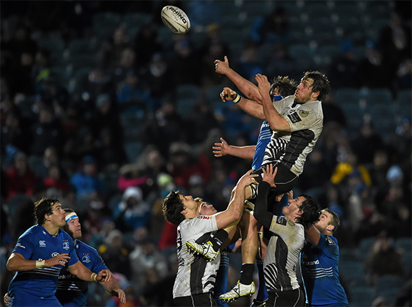 Bernabò touche Leinster